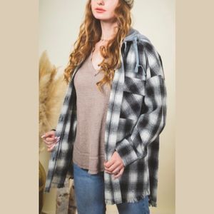 NWT Black and White Plaid Hooded Button Down Shacket, Large